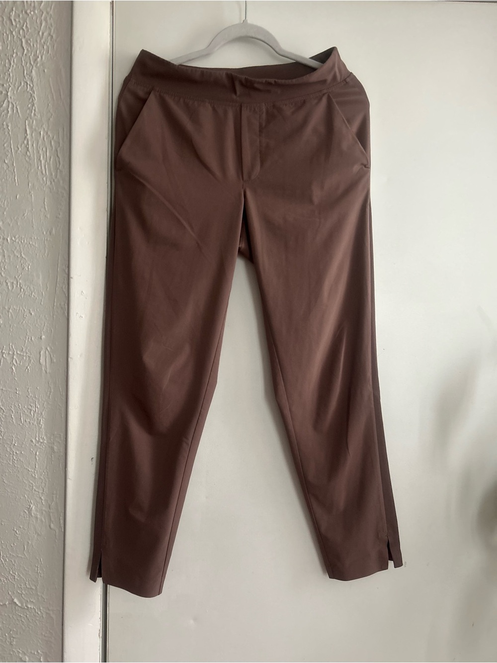 Men's Brown Performance Stretch Pants